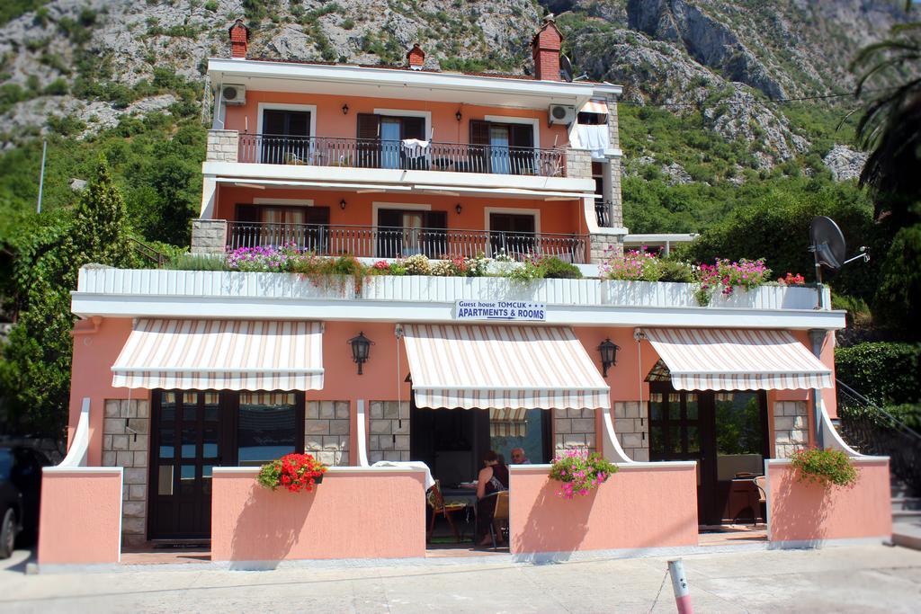 Accommodation Tomcuk Kotor Exterior photo