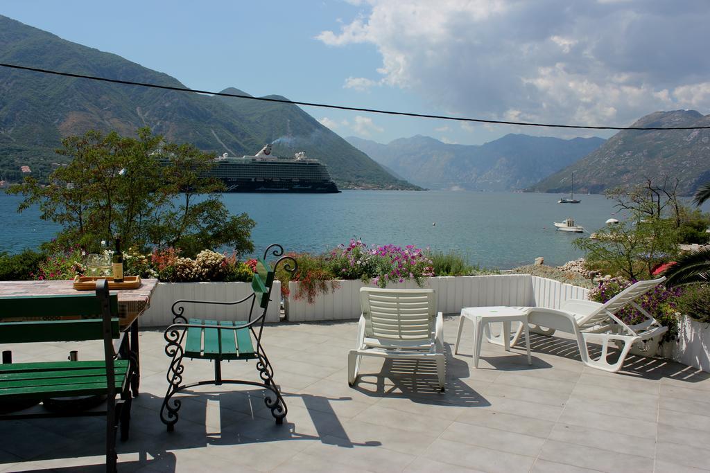 Accommodation Tomcuk Kotor Exterior photo