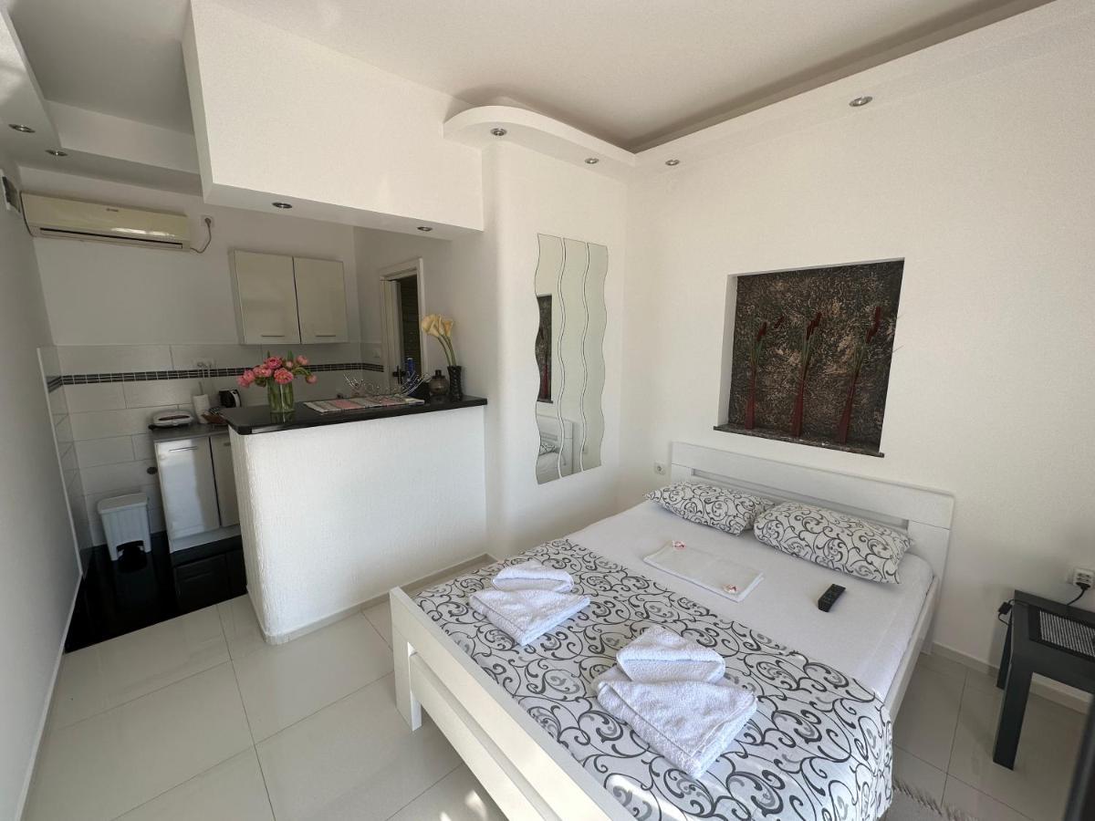 Accommodation Tomcuk Kotor Exterior photo